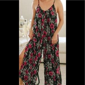 Ava Sky/ Fighting Eel Romper Leanne XS